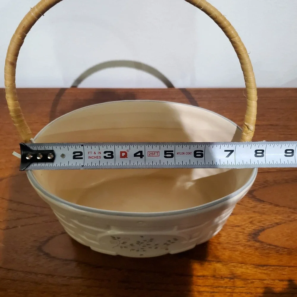 Pfaltzgraff Rare Remembrance Oval Ceramic Basket with Handle‎
